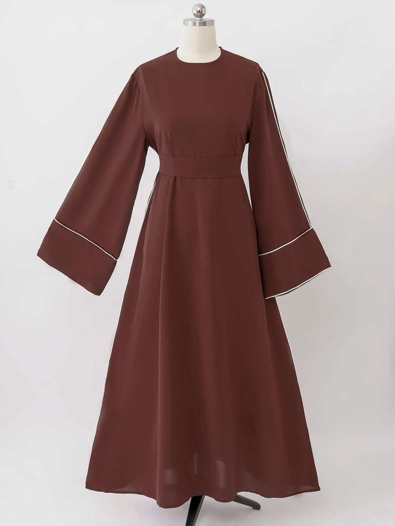 New Green Kaftan Abaya for Muslim Wear Belted Design Catering to Islamic Modest Style during Ramadan in Saudi UAE and Daily Life