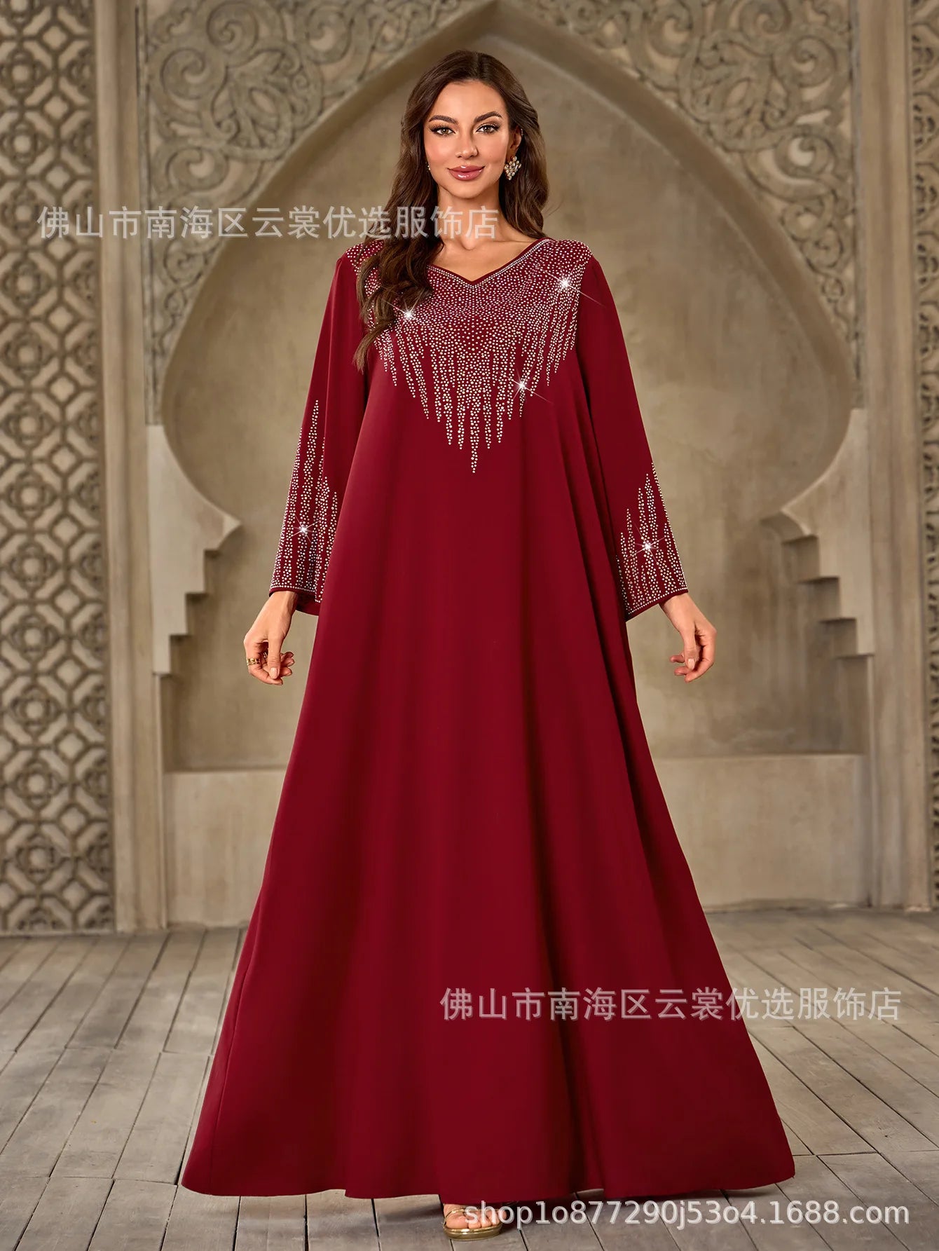 Loose Muslim Women's Dress Dubai Middle East National Costume Long Robe Elegant Ladies' Gown Comfortable Fashionable Design