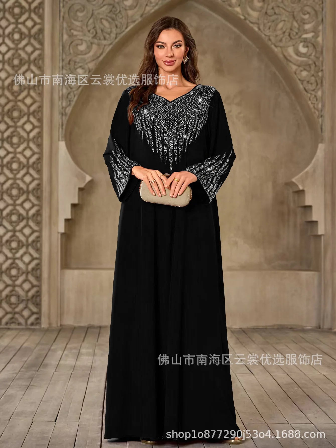 Loose Muslim Women's Dress Dubai Middle East National Costume Long Robe Elegant Ladies' Gown Comfortable Fashionable Design