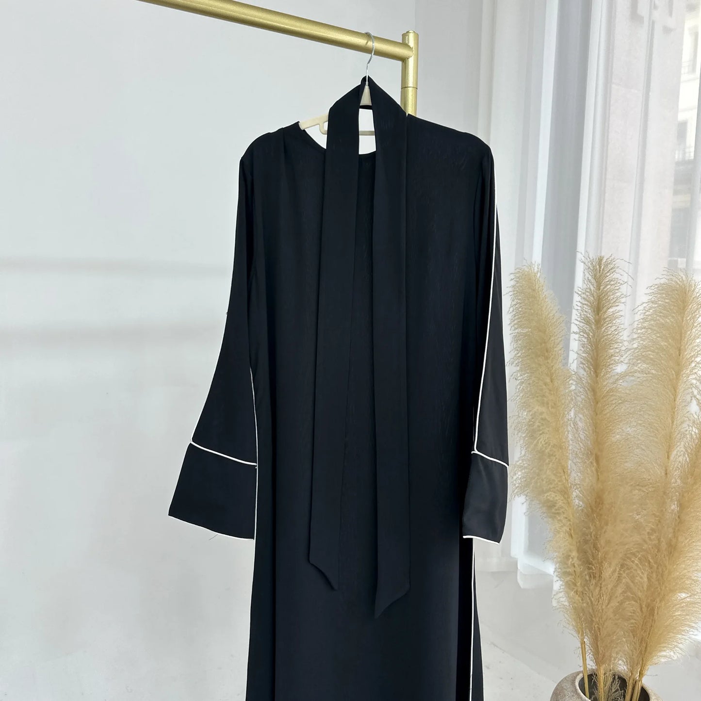 Eid Plain Closed Abaya Dress Silk Velvet Abayas for Women Dubai Luxury Muslim Modest Dresses Islamic Clothing Kaftan Hijab Robe