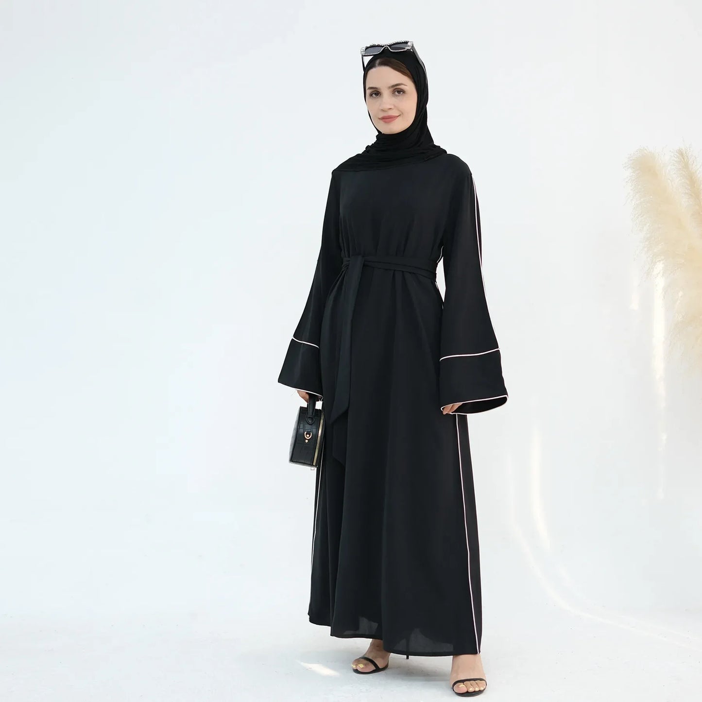 Eid Plain Closed Abaya Dress Silk Velvet Abayas for Women Dubai Luxury Muslim Modest Dresses Islamic Clothing Kaftan Hijab Robe